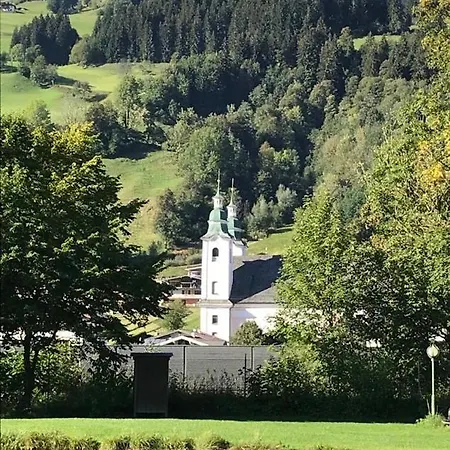 Appartement Brixen Im Thale Apartment *